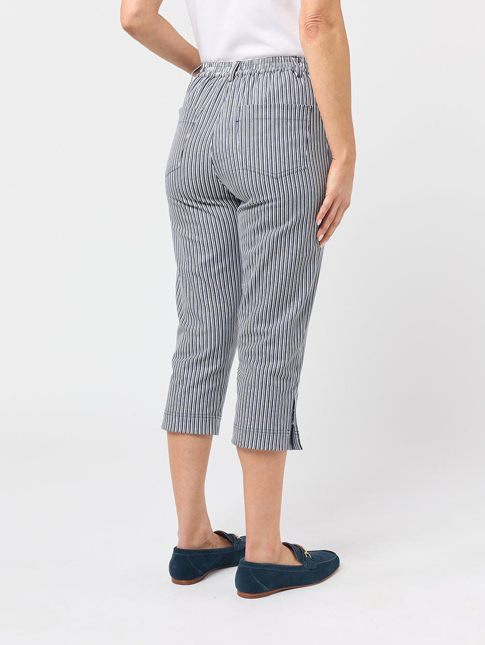 Women's Striped 3/4 Length Pant