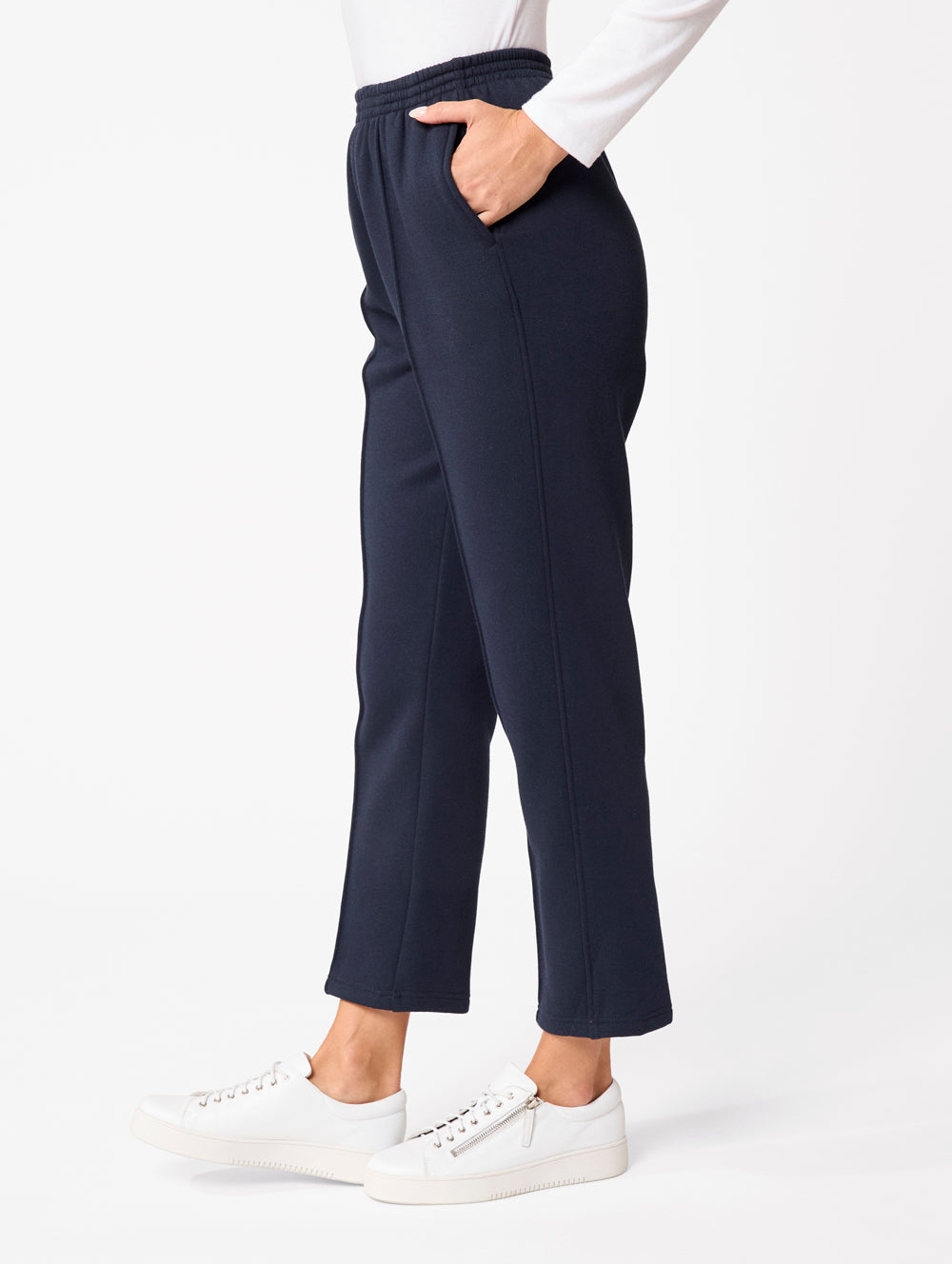 Snowy Mt Fleece Short Pant