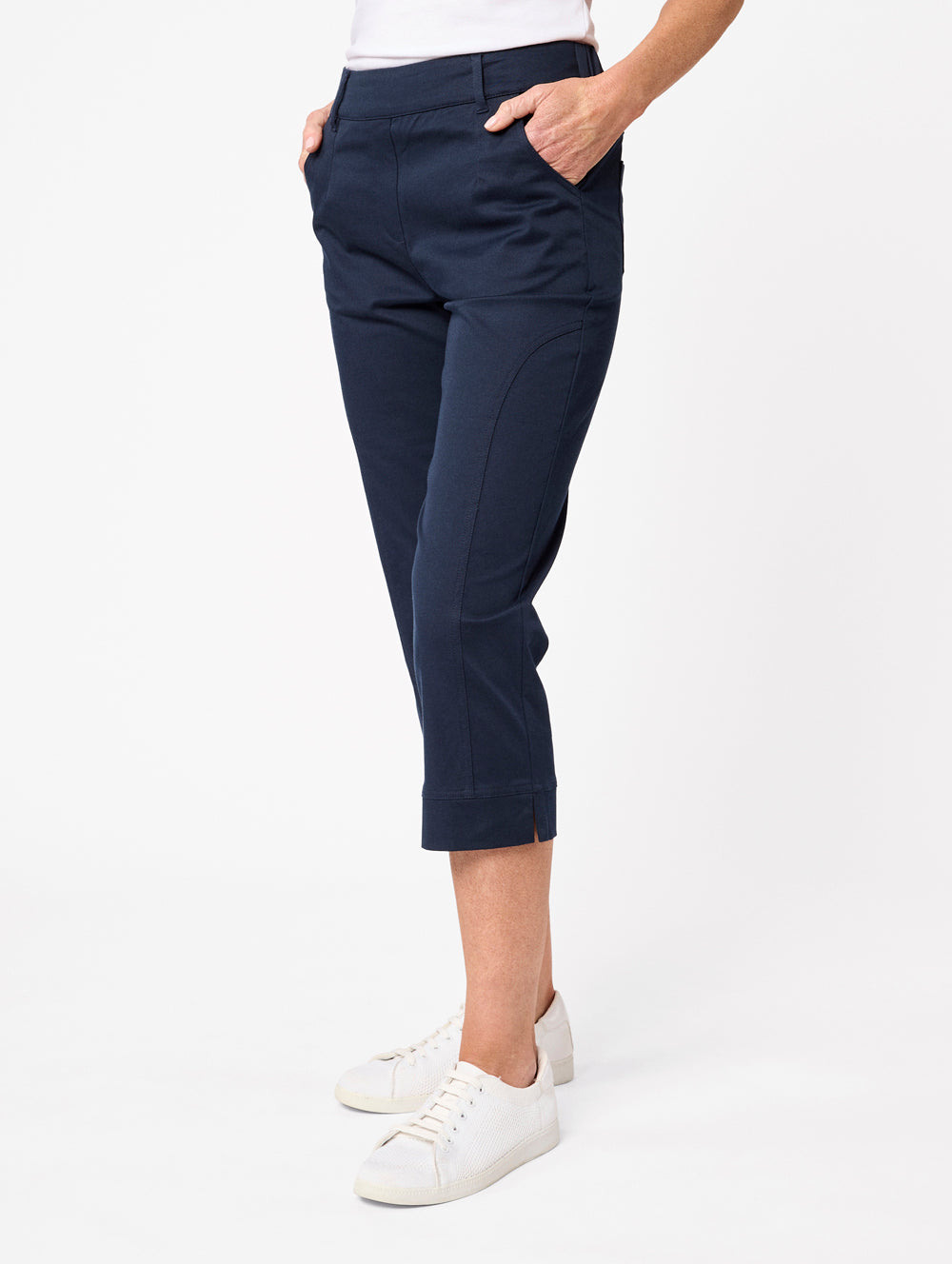 BA48699_BANVY142_2_1752814171000