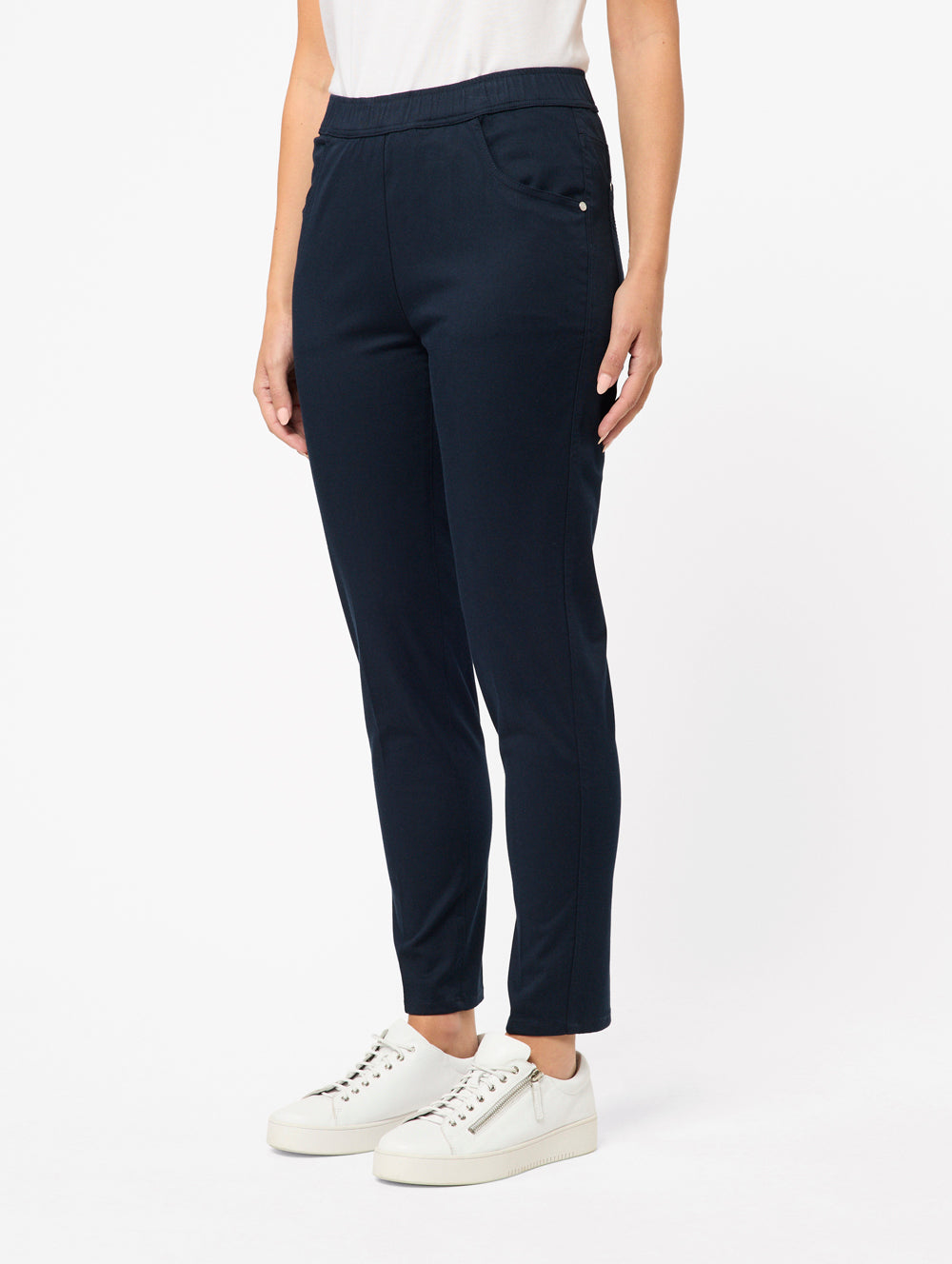 Taren Slim Short Length Pant