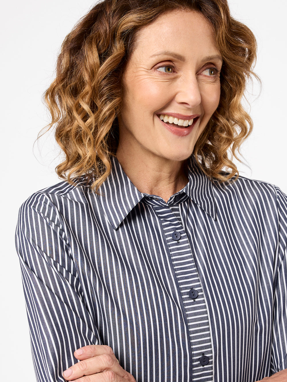 BA48764_BANVY142_2_1752815973000