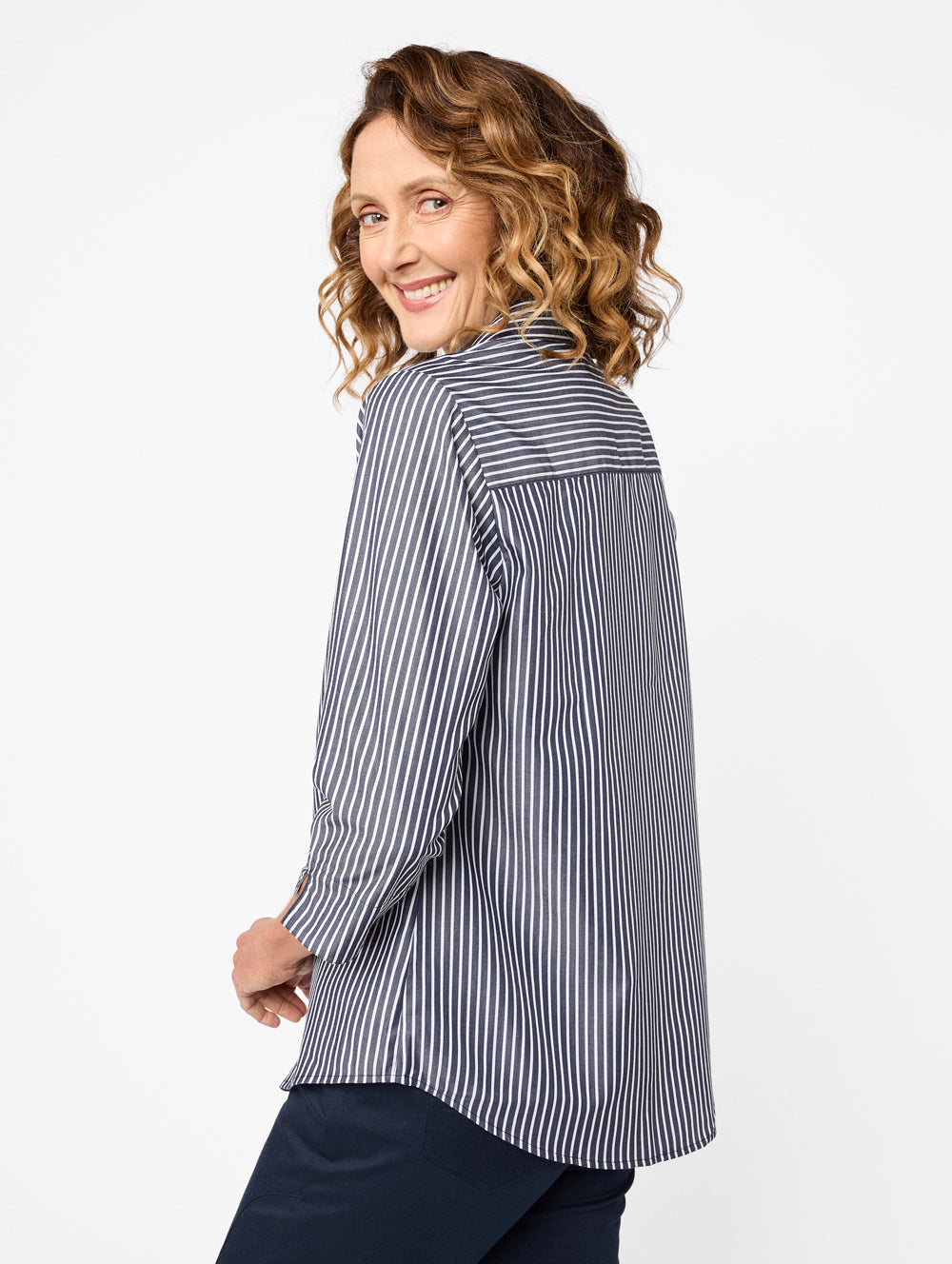 BA48764_BANVY142_3_1752815979000