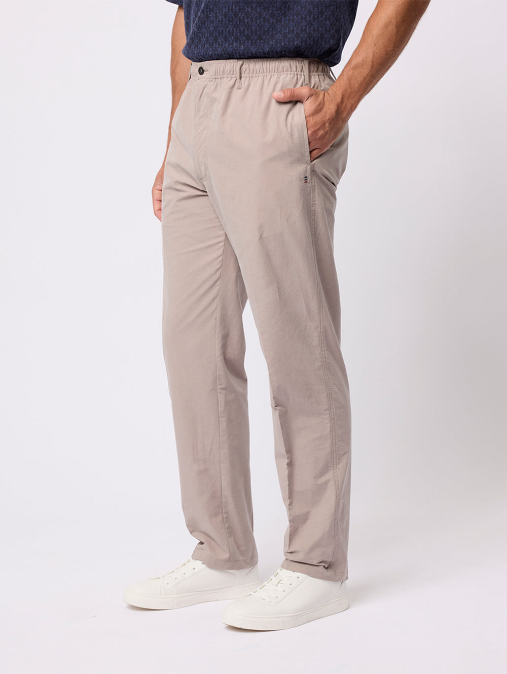 Woodbury Pull On Pant