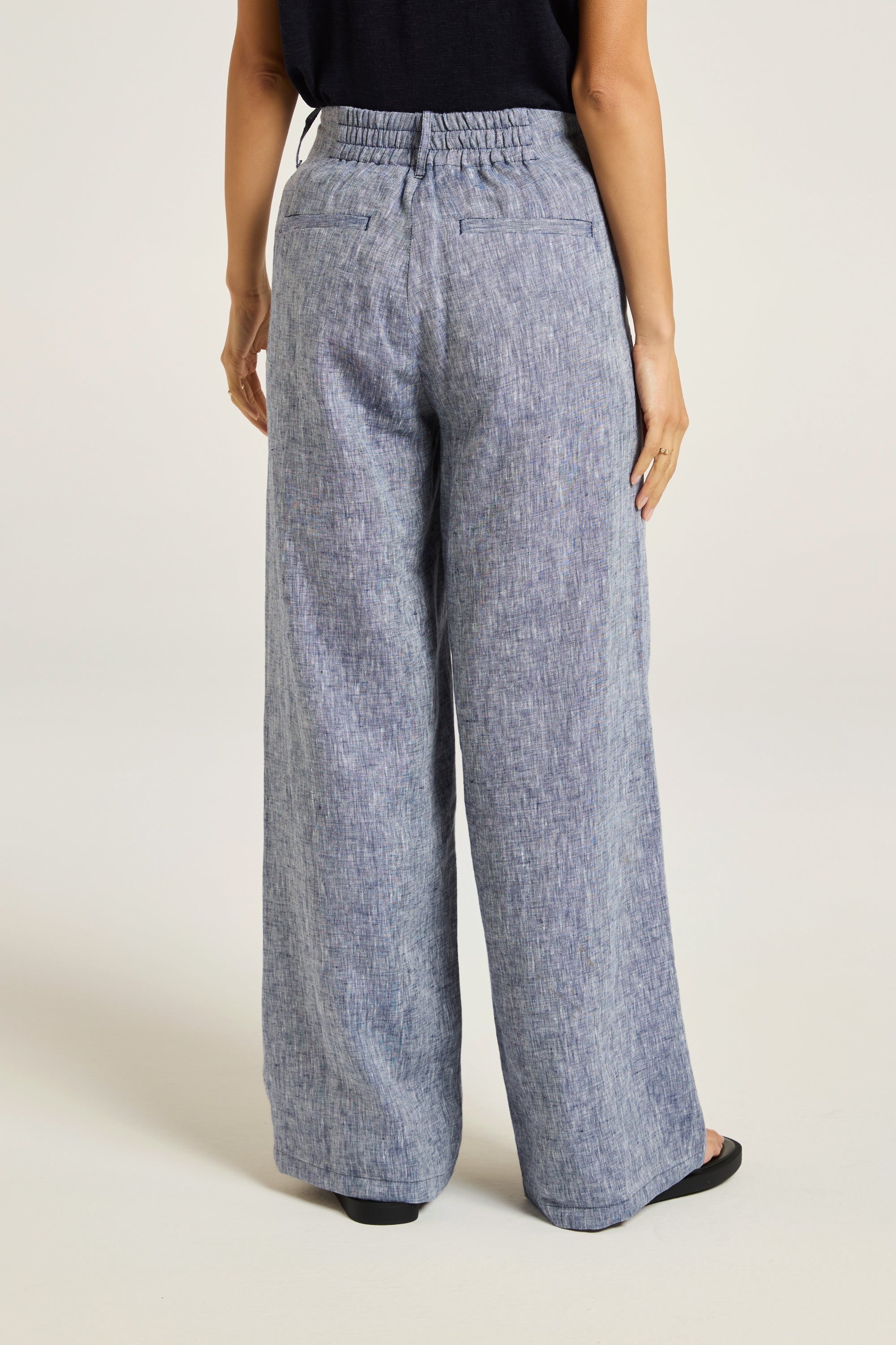 Sophia Pant