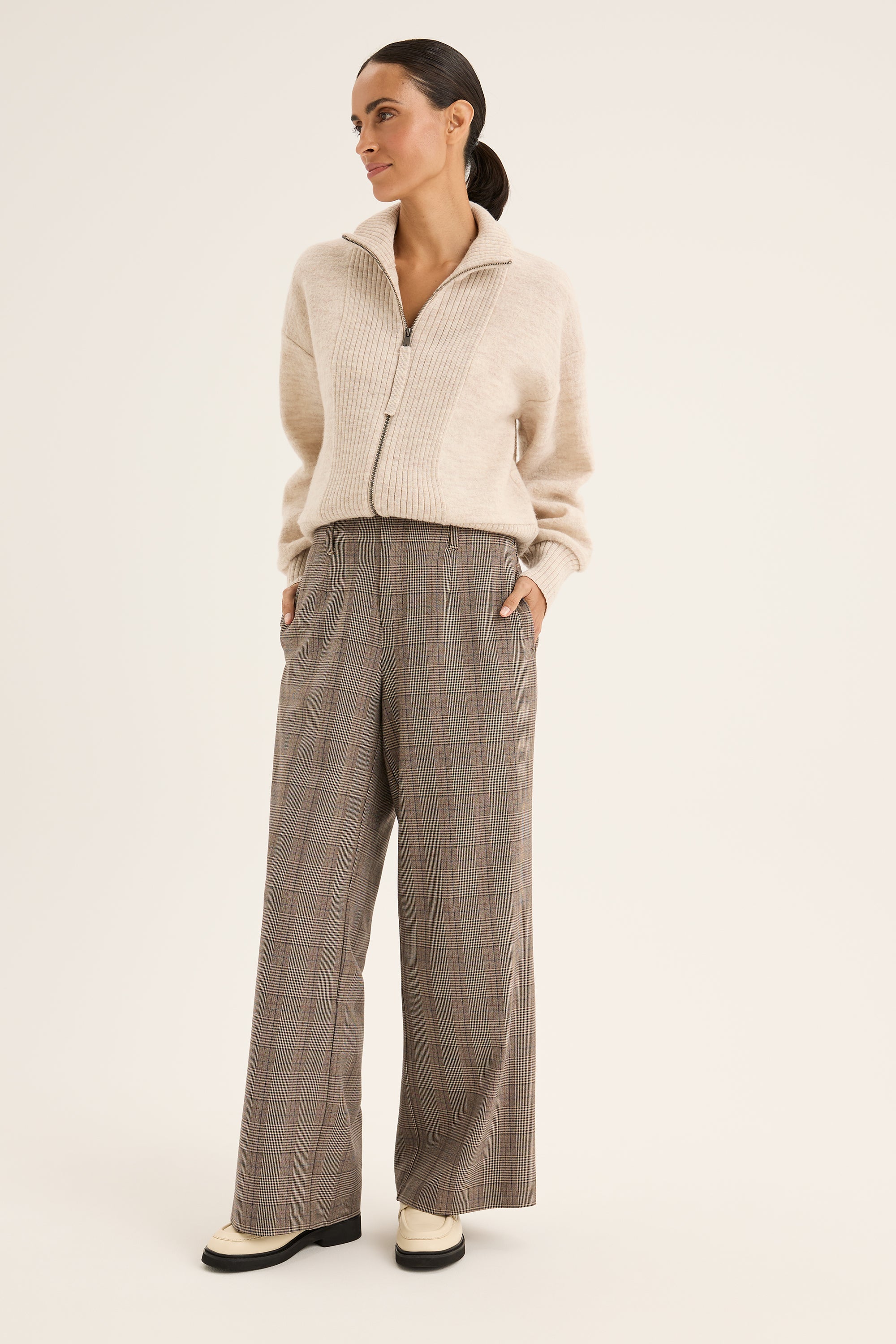 Alloyed Pant
