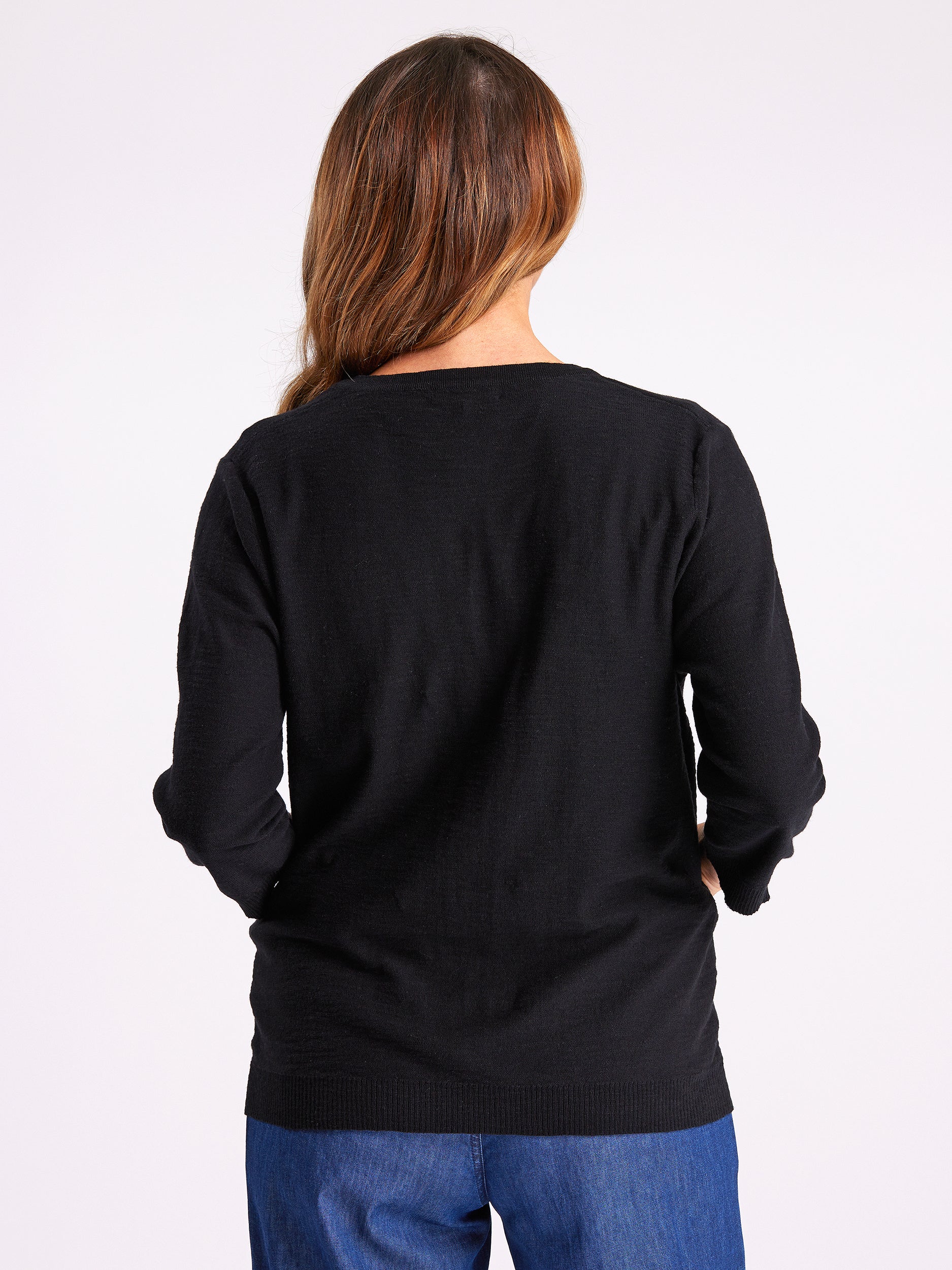 BA31557_BLACK_0565_1